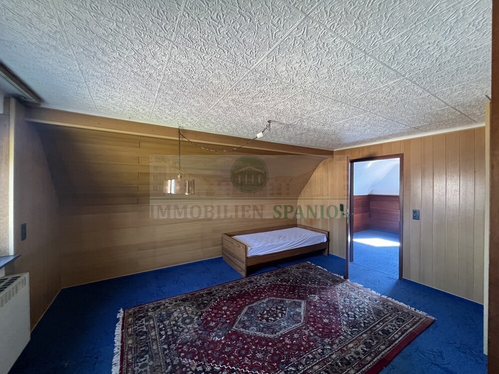 Schlafzimmer 1OG