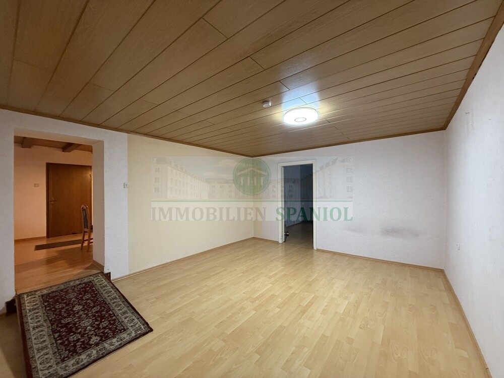 9-Wohnzimmer