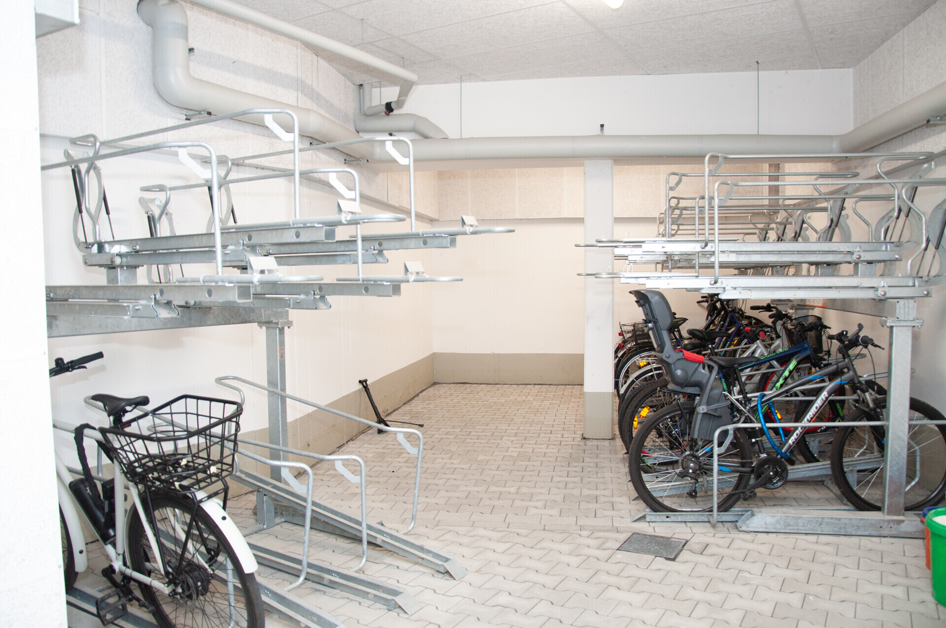 Fahrradraum 1