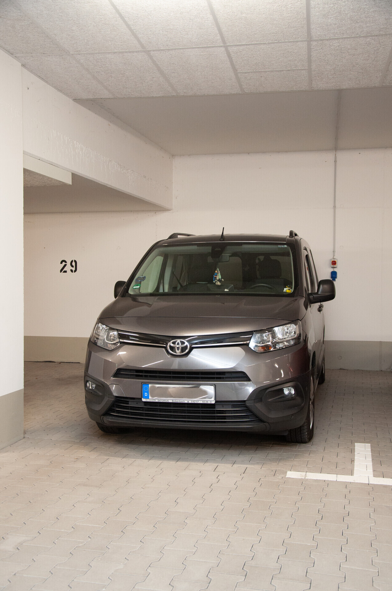 Tiefgaragenstellplatz