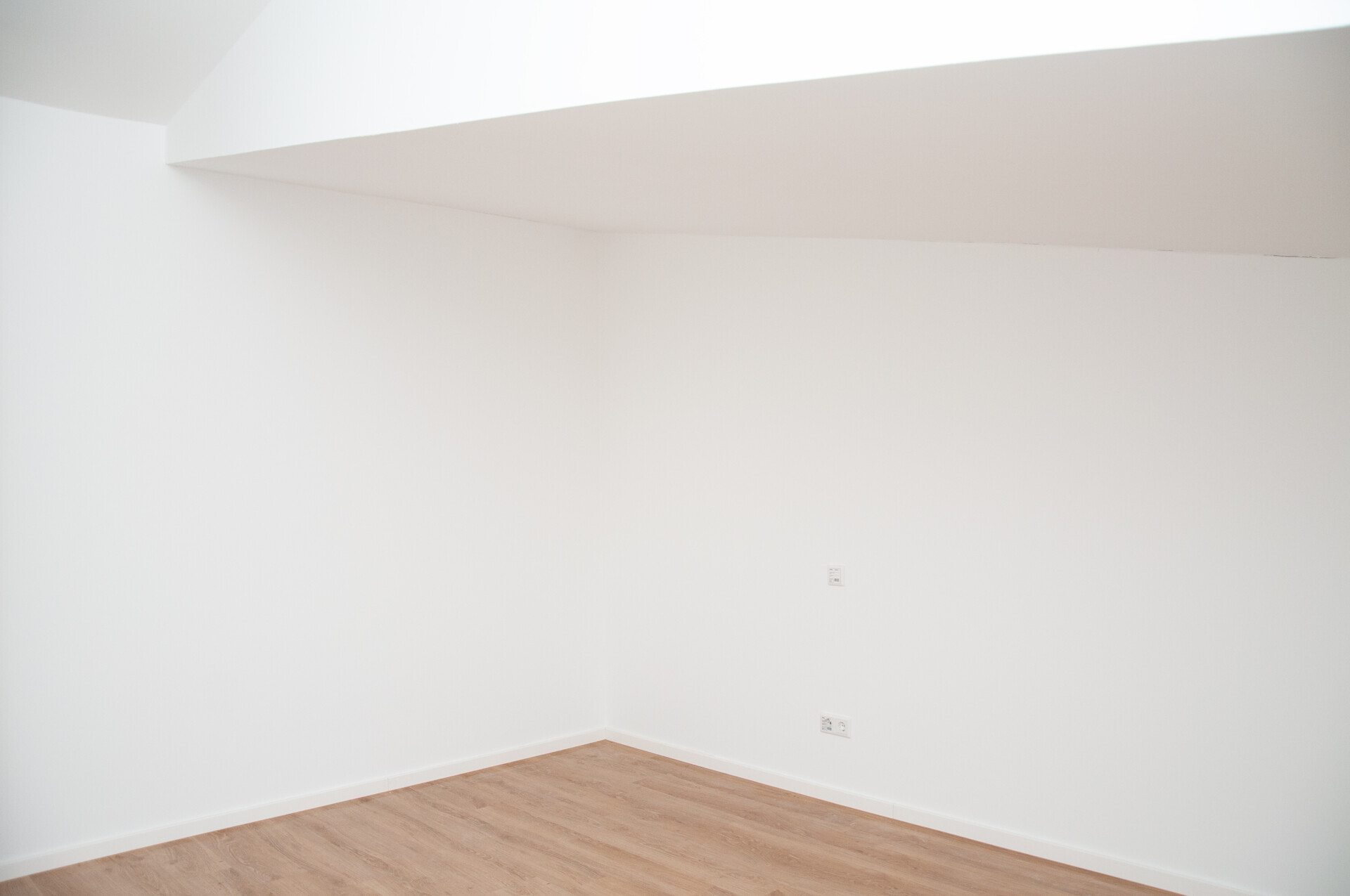 Großes Schlafzimmer