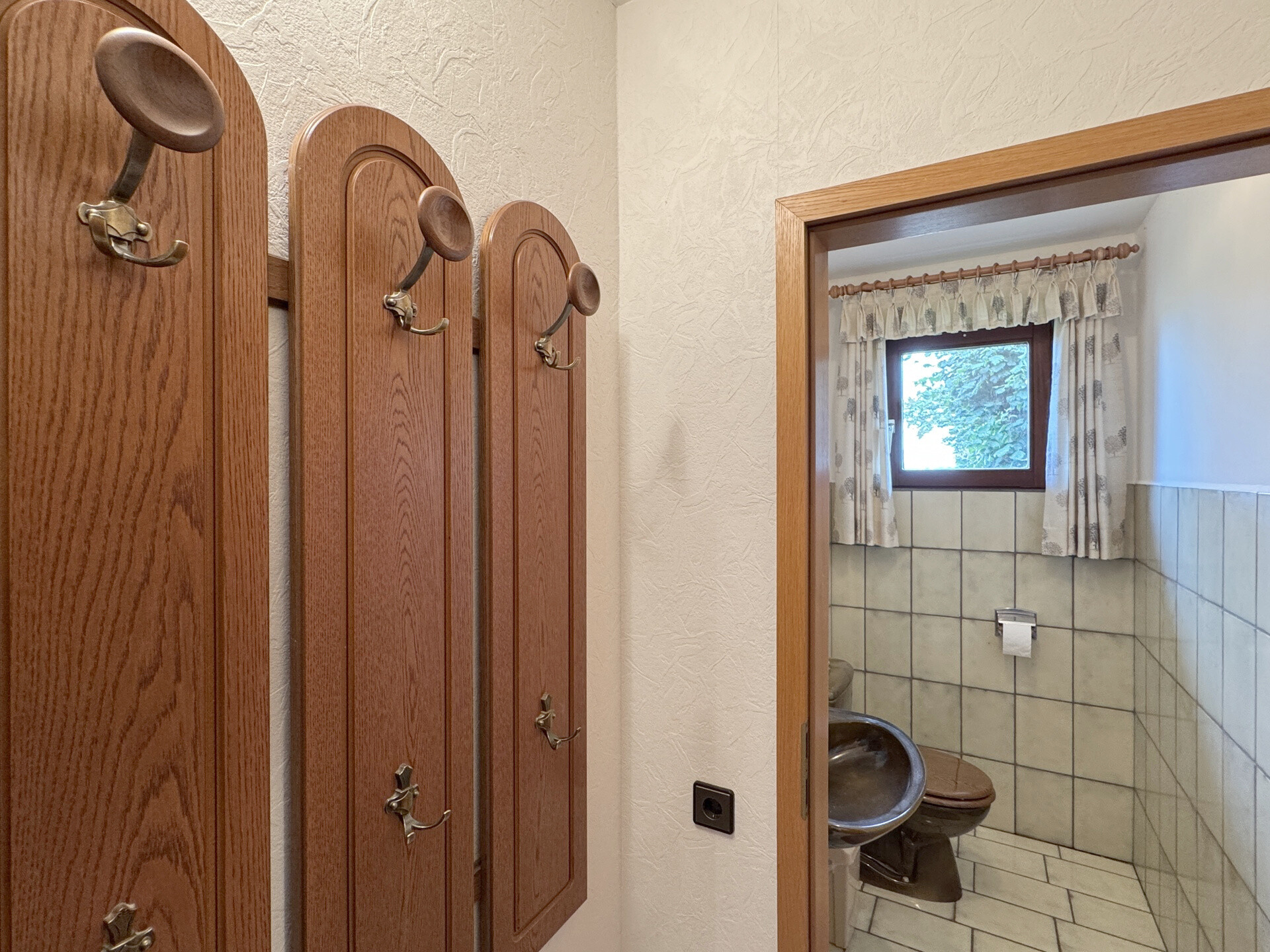 Garderobe + Gäste WC