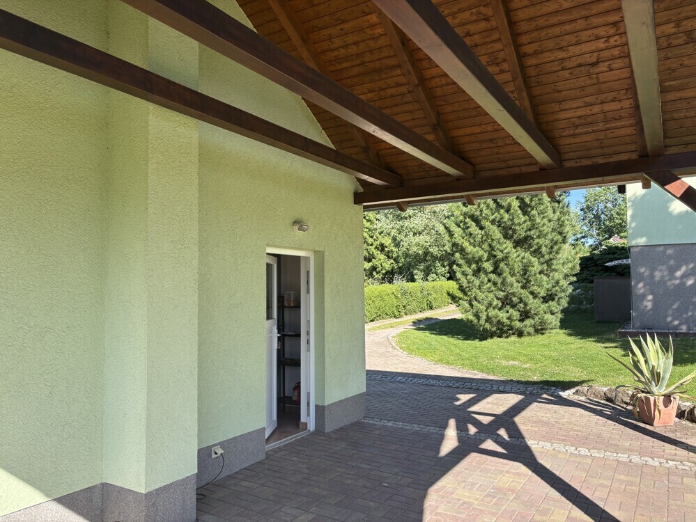 Carport