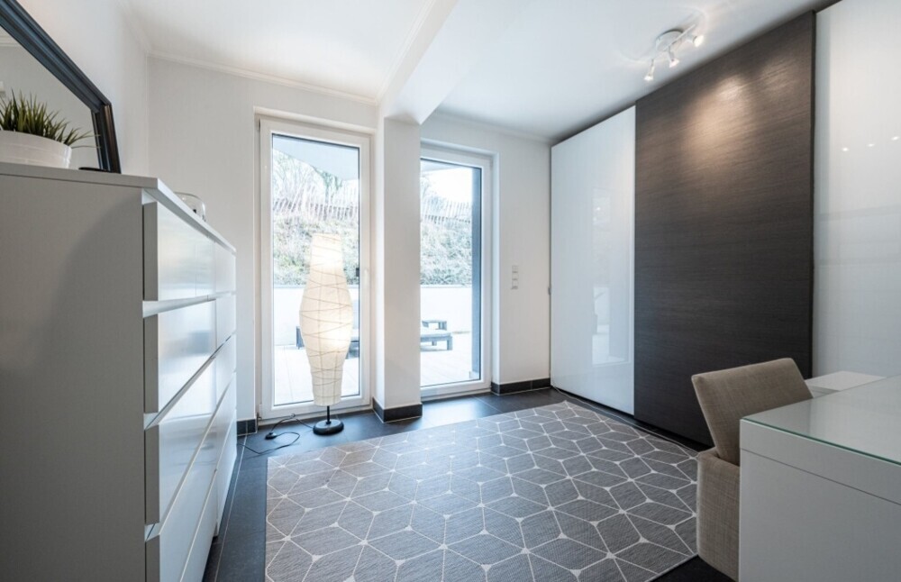 Screenshot_20230222_220006_OneDrive