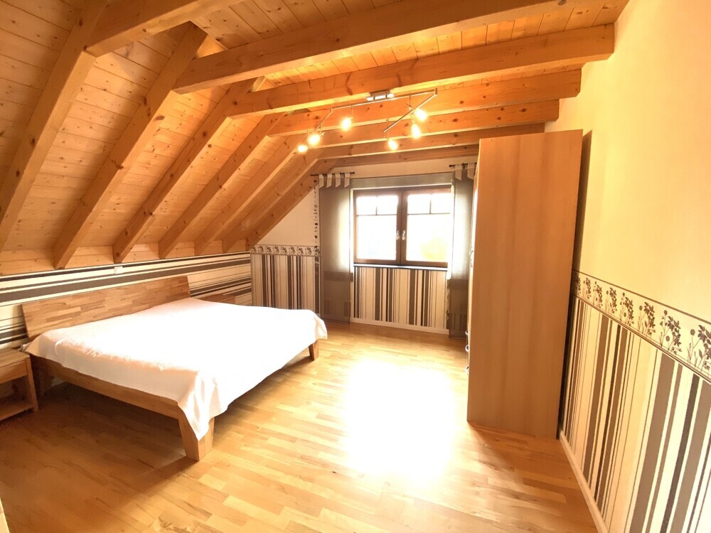 Schlafzimmer II