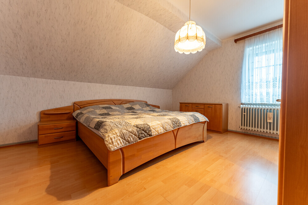 Schlafzimmer 2