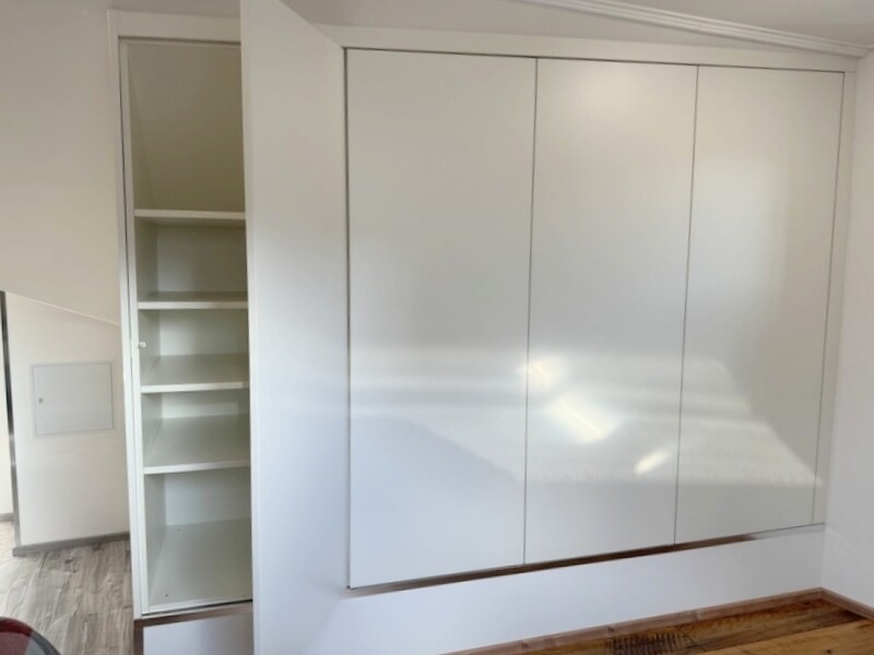 Einbauschrank
