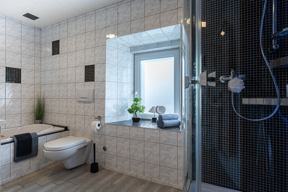 Badezimmer WE recchts OG