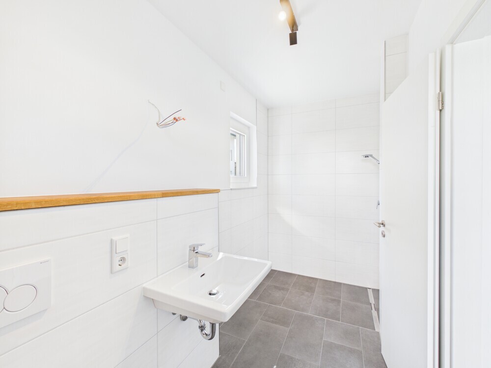 Badezimmer EG
