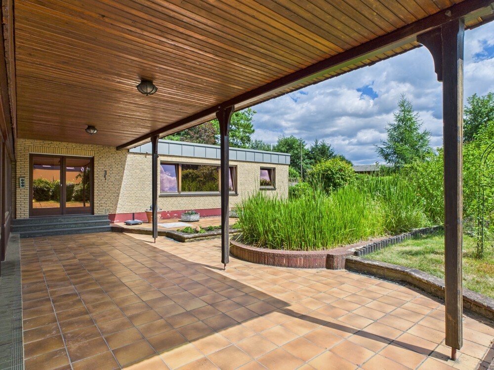 überdachte Terrasse