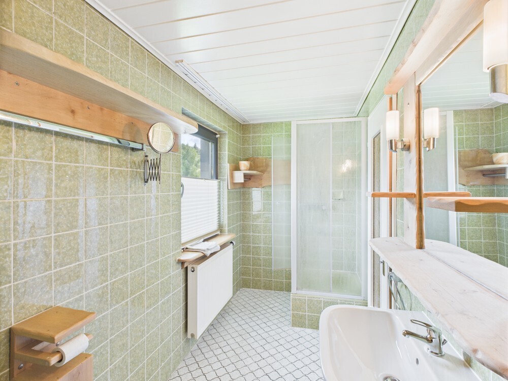 Badezimmer DG