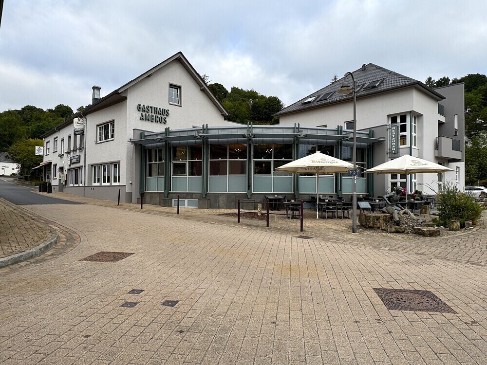 Front & Terrasse 1