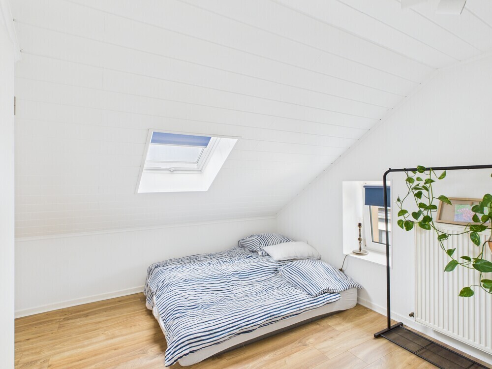 Schlafzimmer DG gr. Wohnung