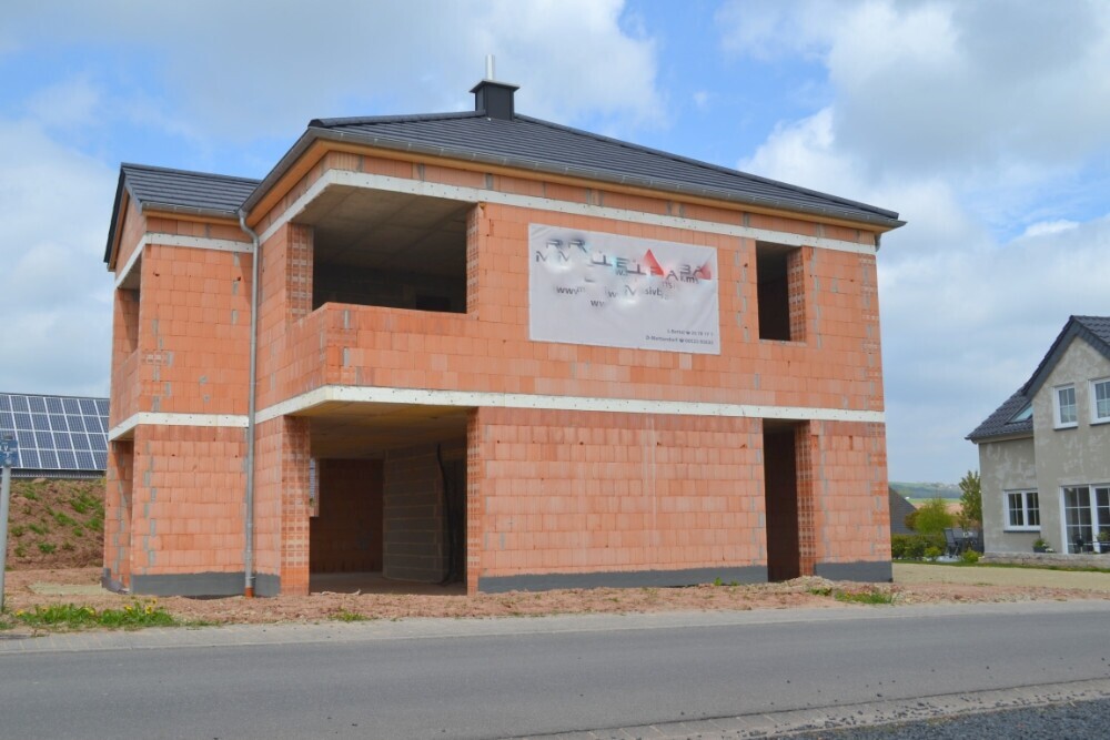 Straßen_Seitenansicht