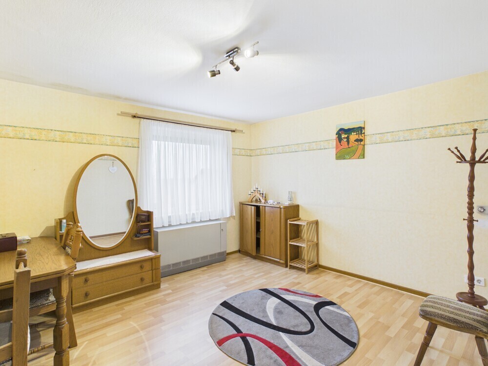 Schlafzimmer/ Büro Altbau