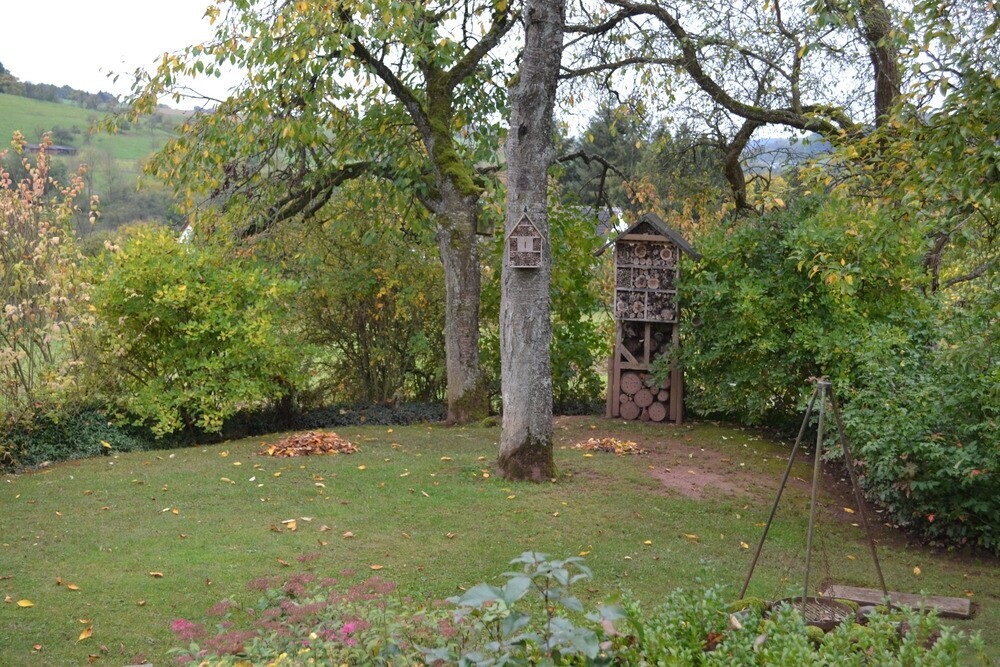 Grillen_Insektenhotel