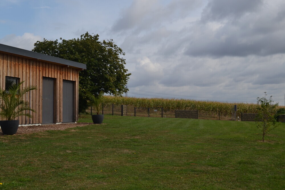 Grundstück_Zufahrt_Straße