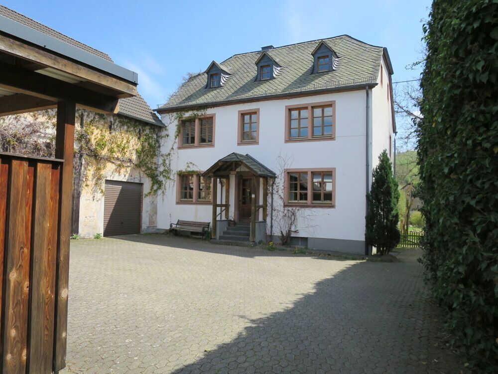 Vorderansicht Haupthaus
