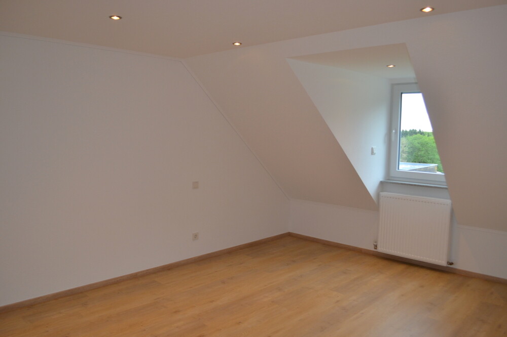 Schlafzimmer DG