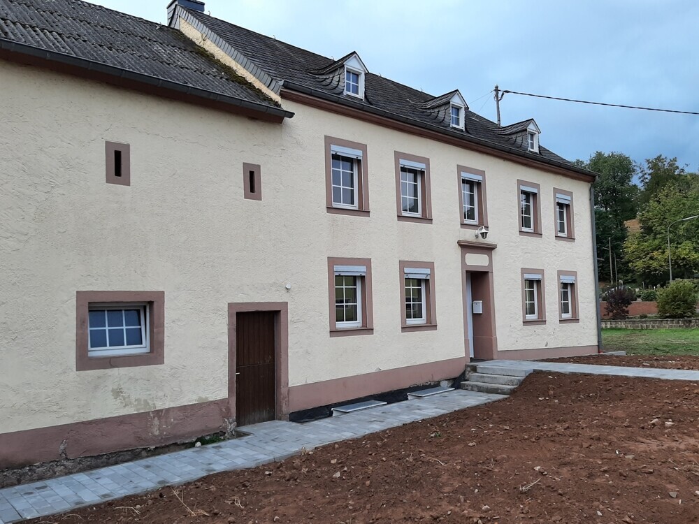 schönes Bauernhaus