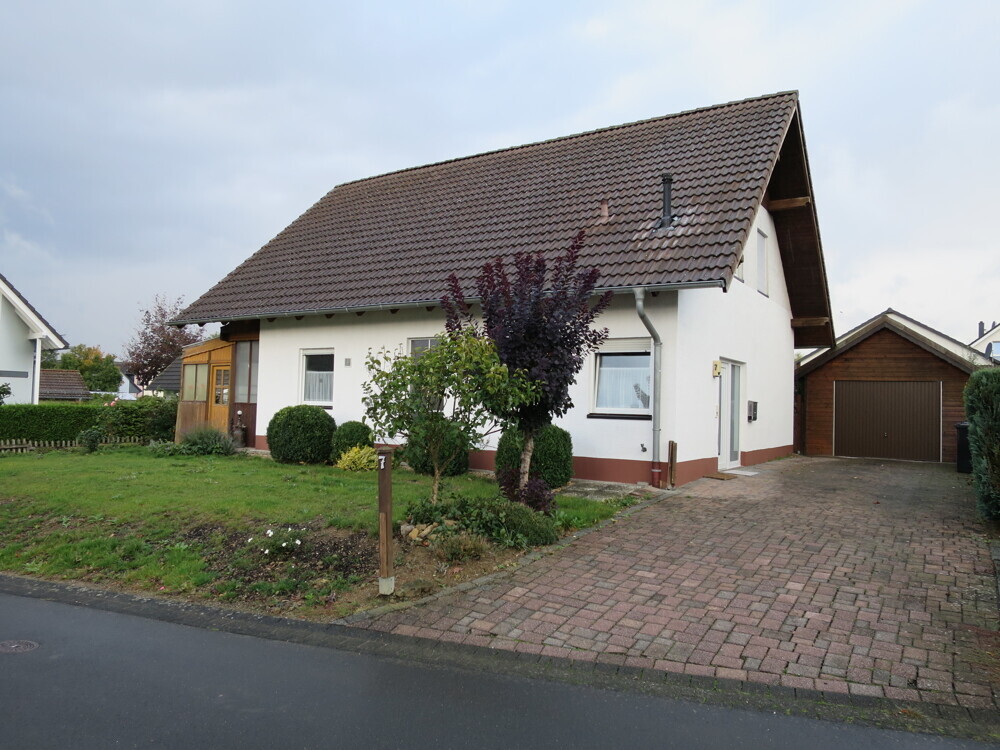 gepflegtes Einfamilienhaus - Kopie