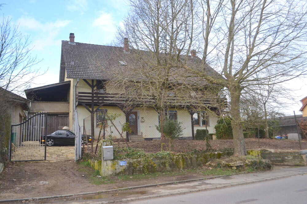 Straßenansicht