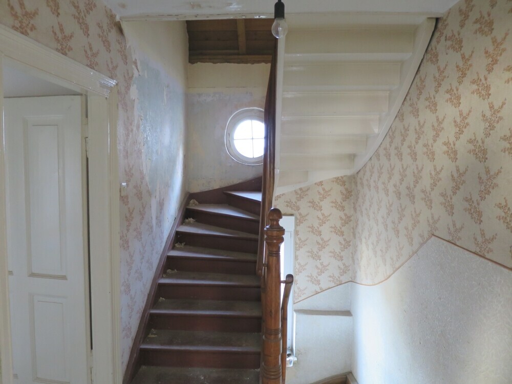 Treppe zum DG