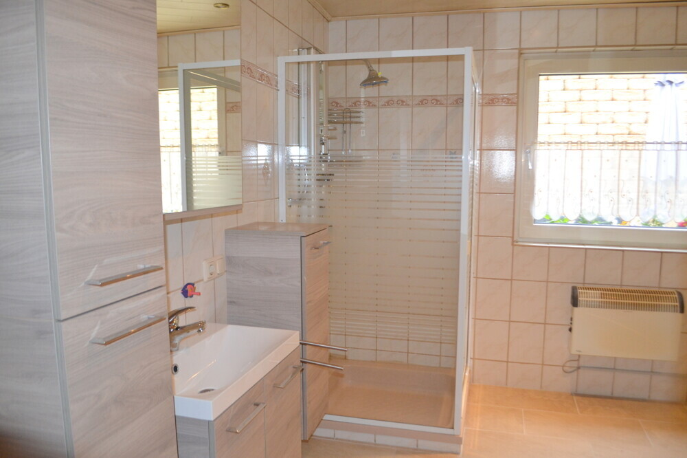 ..mit Dusche