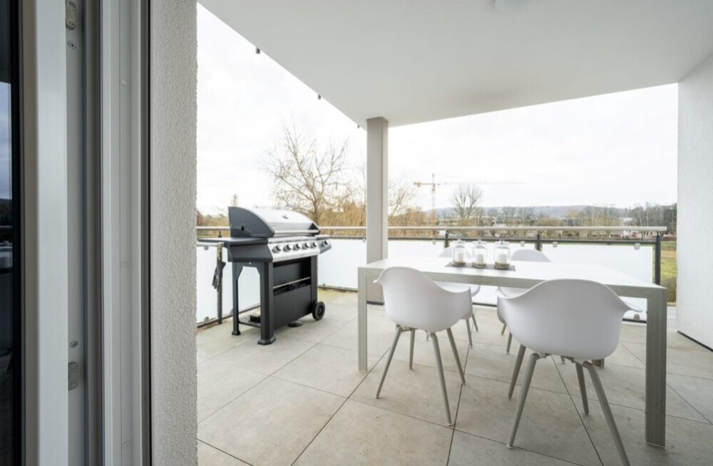 überdachter Balkon