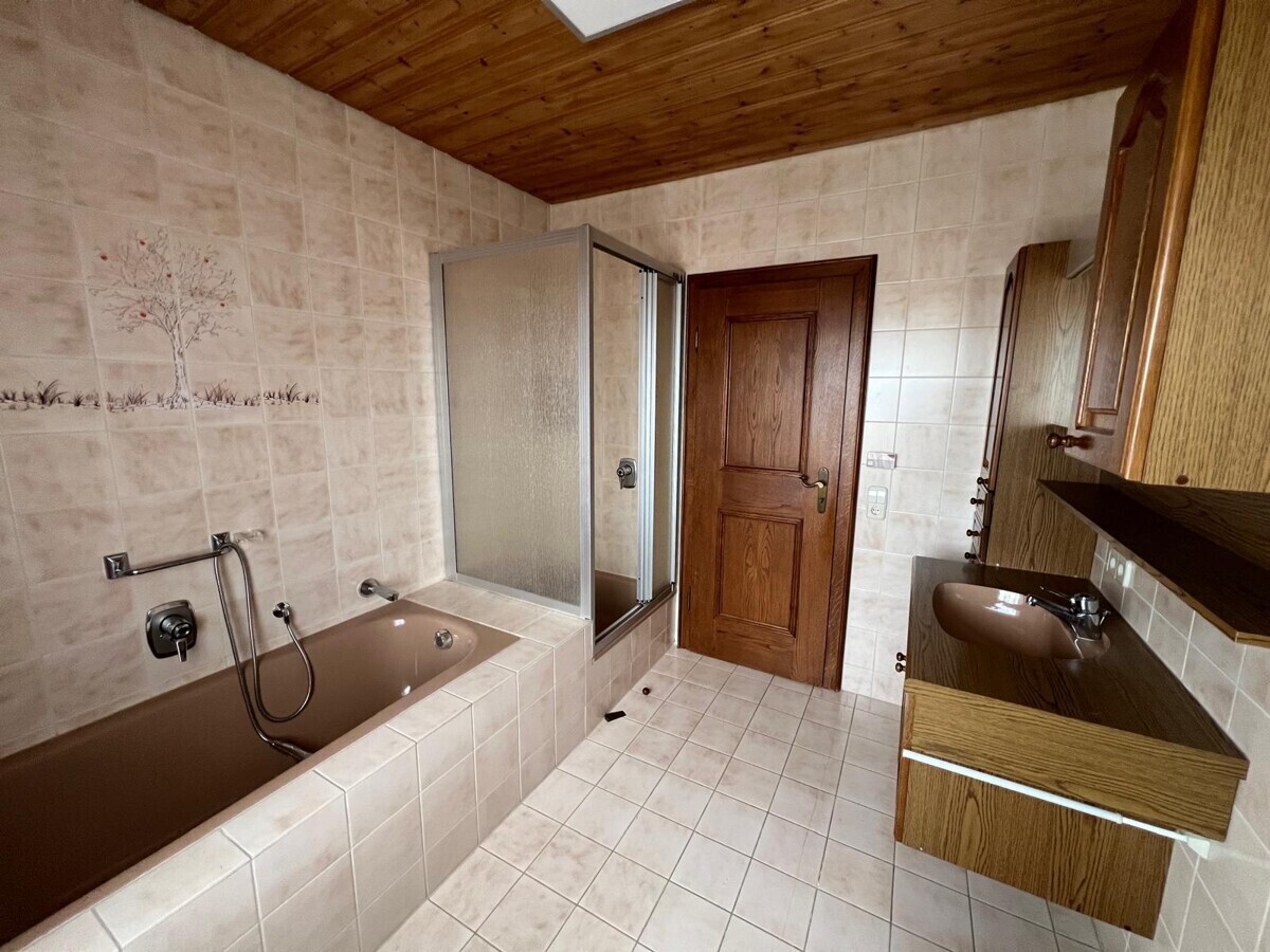 Bad Wohnung OG