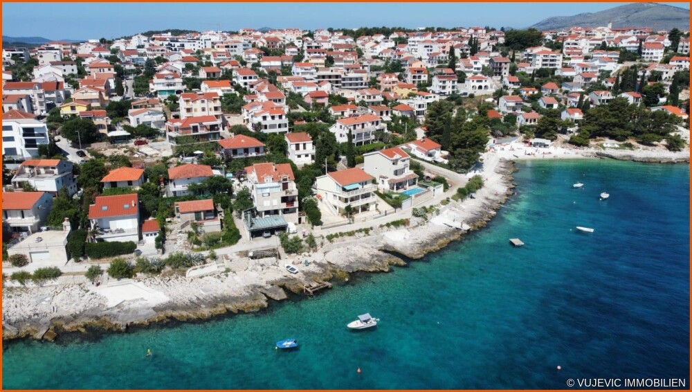 Strand vor den Apartments