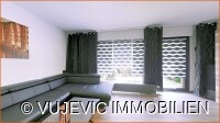 Großes Wohnzimmer