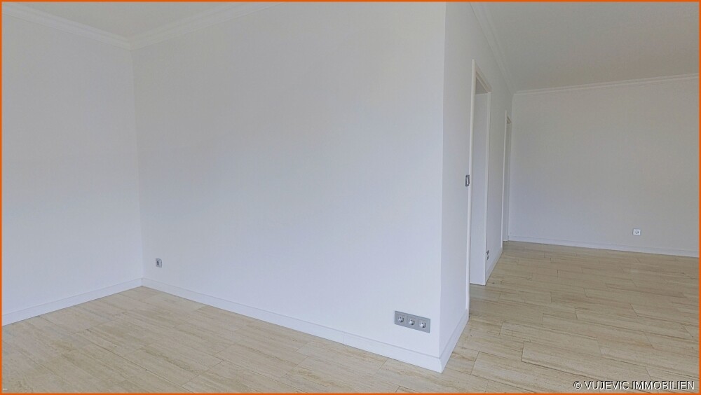 Großes Wohnzimmer