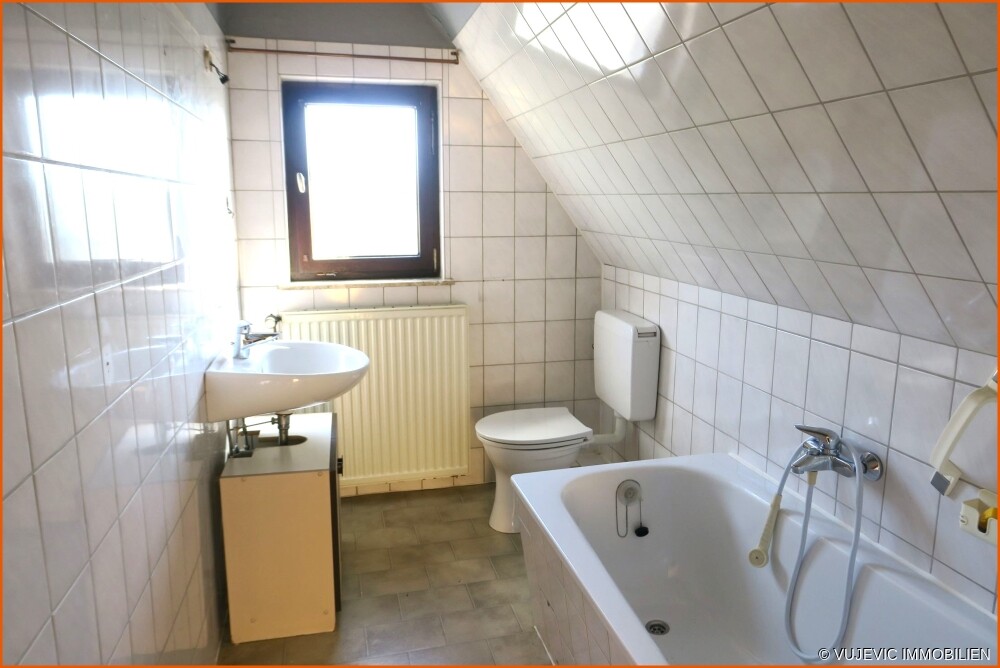 Wannenbad im DG