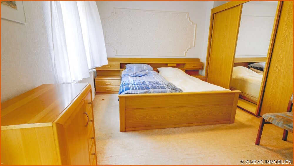 Schlafzimmer im OG