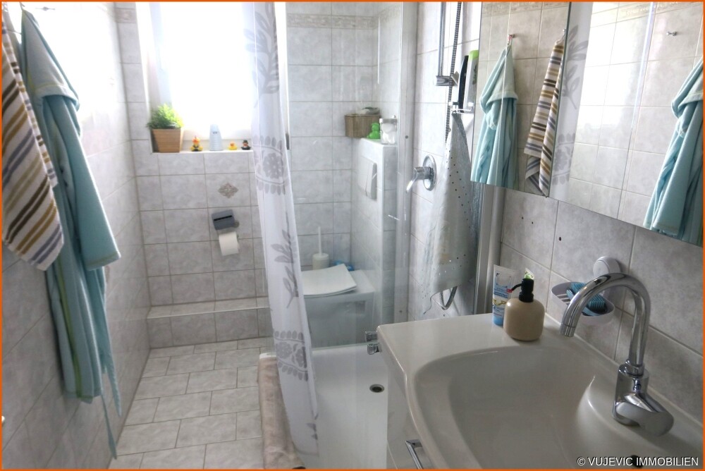 Duschbad mit Fenster