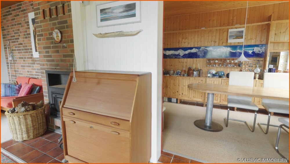 Wohnzimmer mit Kamin