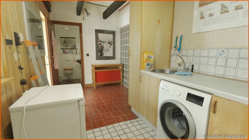 Hauswirtschaftsraum und Gäste-WC