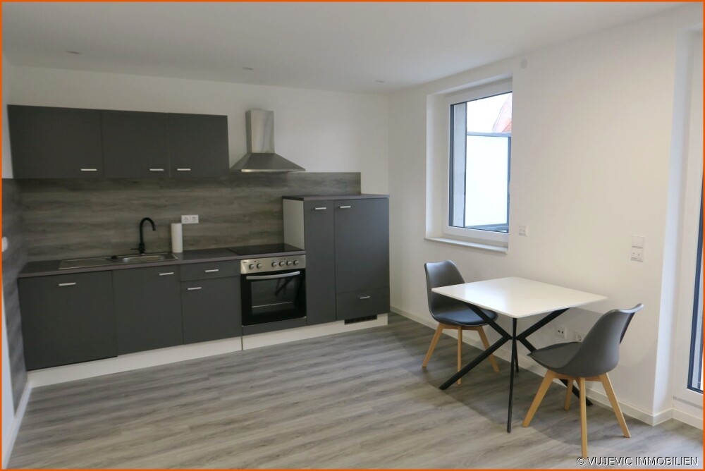 Wohnküche mit Esstisch