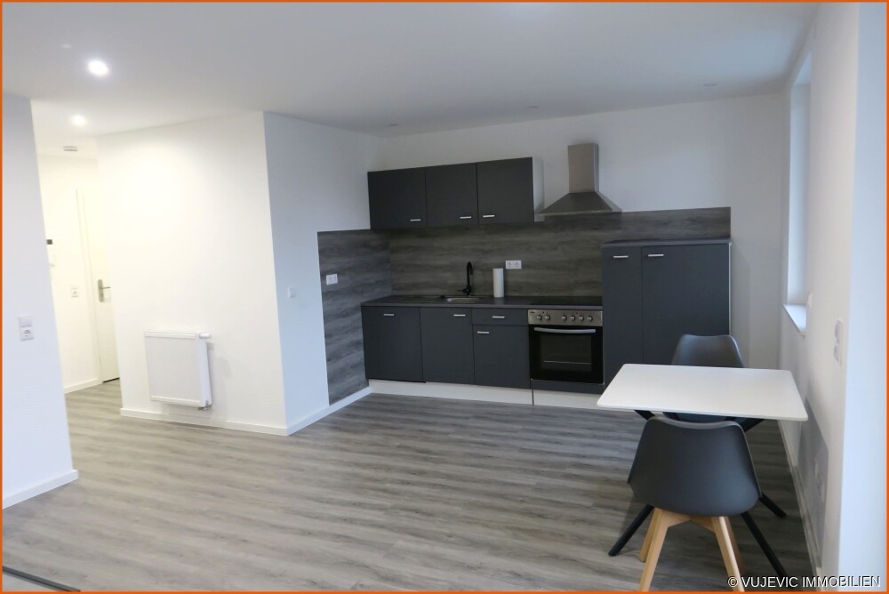 Wohnküche mit Esstisch
