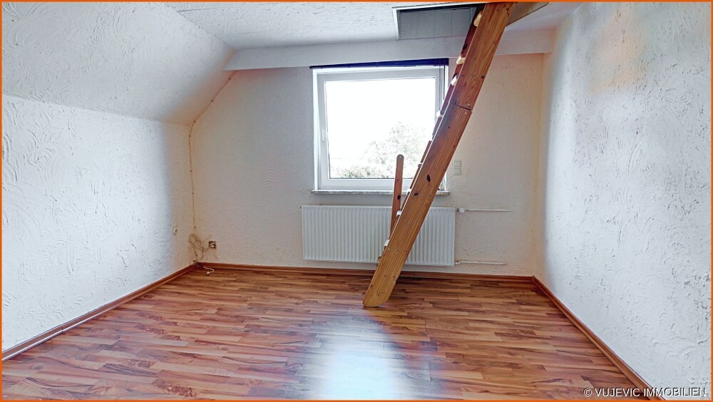 Kinderzimmer im OG mit Studiozugang