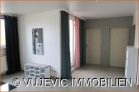 Blick Richtung Loggia und Wohnräume