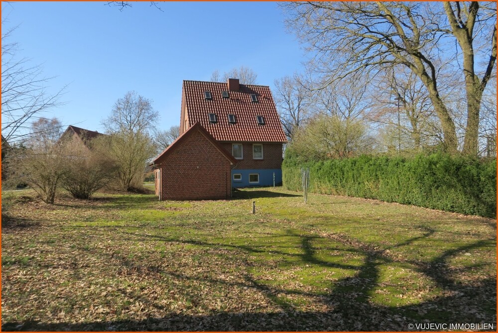 Rückansicht und Garten