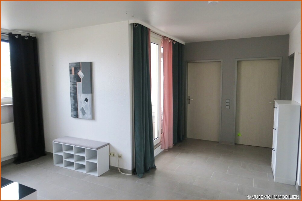 Blick Richtung Loggia und Wohnräume