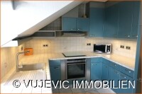 Gut ausgestattete Küche