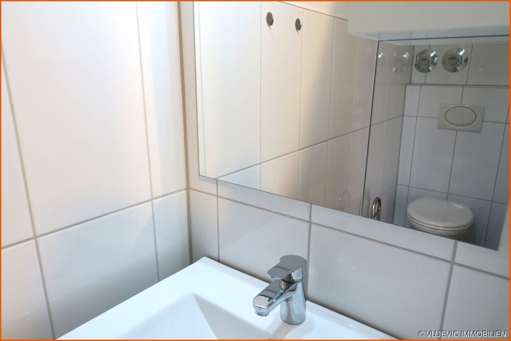 Modernes Gäste-WC