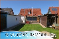 Pool und Rückansicht
