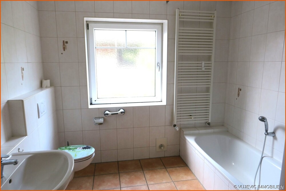 Vollbad mit Fenster