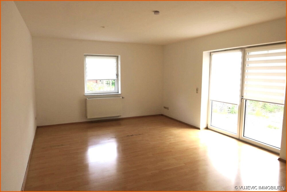 Wohnzimmer mit Terrassenzugang