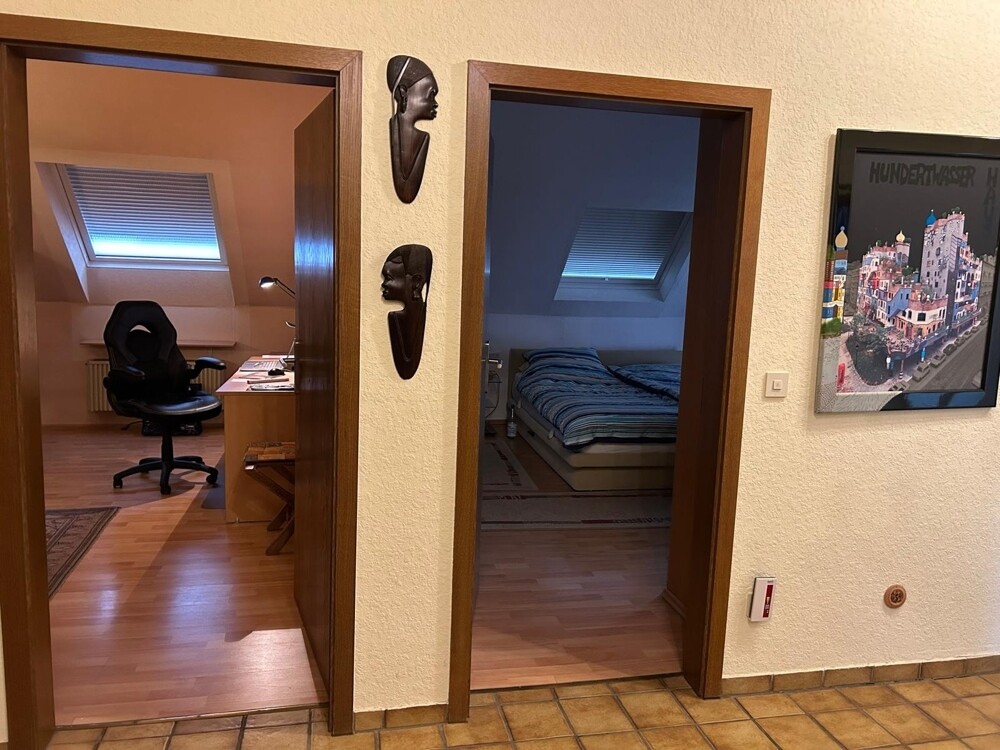 Flur mit Zugang zu Schlafzimmern